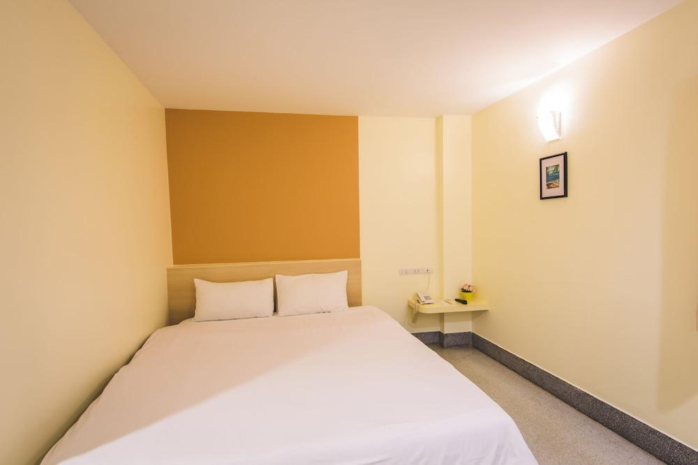 New Suanmali Hotel Bangkok Extérieur photo