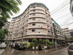 New Suanmali Hotel Bangkok Extérieur photo
